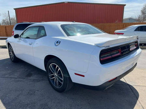 2019 Dodge Challenger SXT