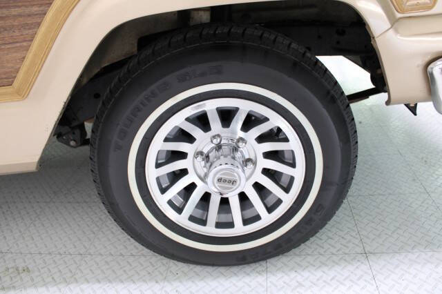 1989 Jeep Grand Wagoneer