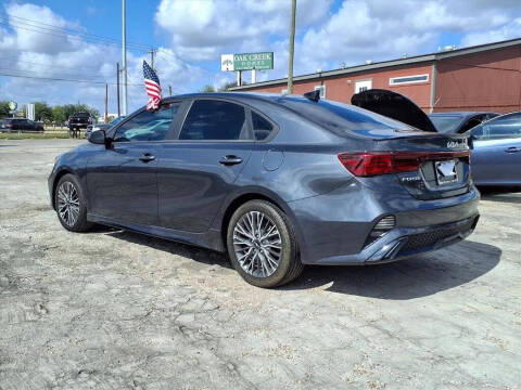 2022 Kia Forte GT Line