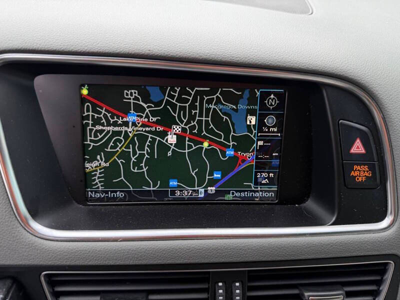 2011 Audi Q5 2.0T quattro Premium Plus