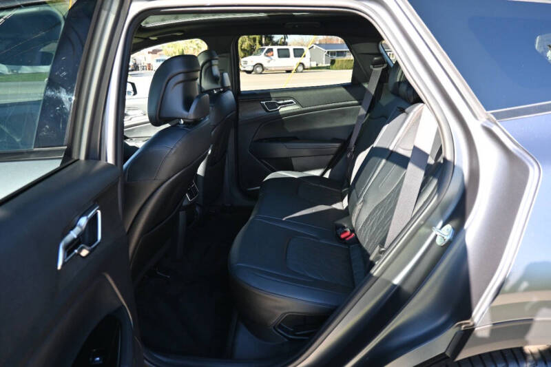 2023 Kia Sportage Plug-In Hybrid X-Line