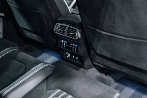 2024 Lamborghini Urus Performante