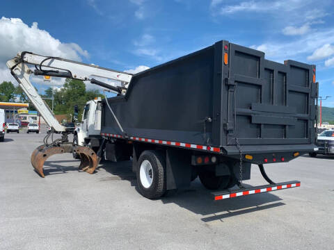 2015 Freightliner M2 106