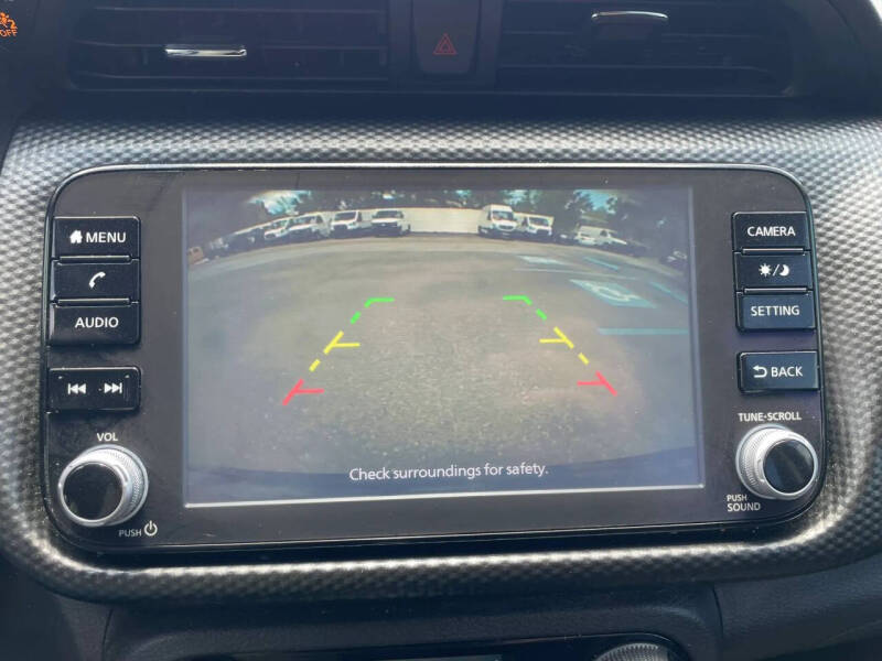 2022 Nissan Kicks SV