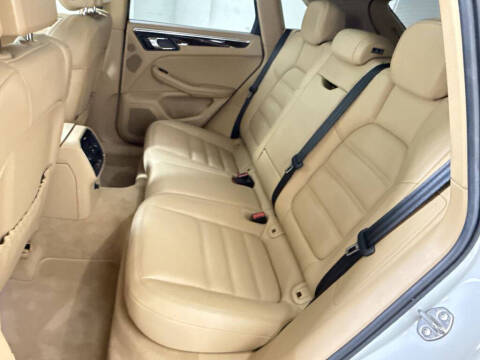 2015 Porsche Macan S