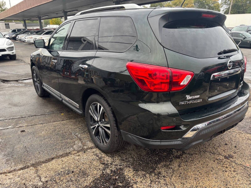 2018 Nissan Pathfinder S