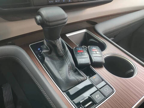 2021 Toyota Sienna LE 8-Passenger