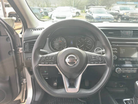 2017 Nissan Rogue Sport SV