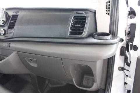 2024 Ford Transit 250