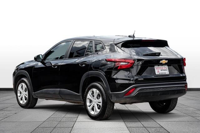 2024 Chevrolet Trax LS