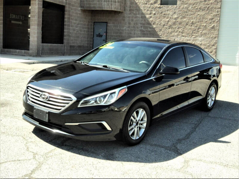 2016 Hyundai Sonata for sale at DESERT AUTO TRADER in Las Vegas NV