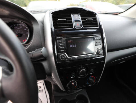 2017 Nissan Versa 1.6 SV