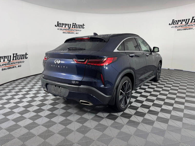 2023 Infiniti QX55 Essential