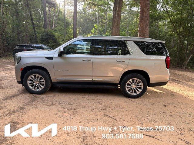 2022 GMC Yukon SLT