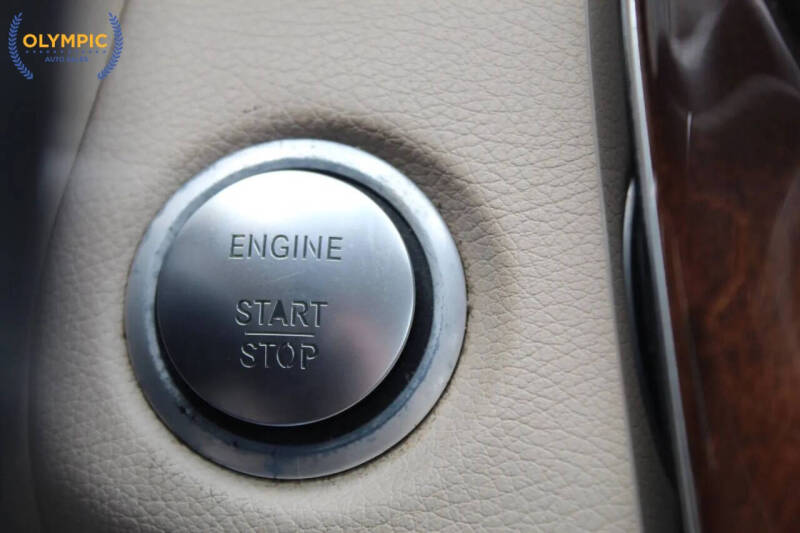 2015 Mercedes-Benz C-Class C 300