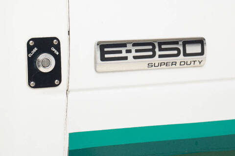 2016 Ford E-Series E-350 SD