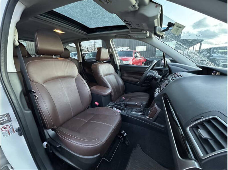 2017 Subaru Forester 2.0XT Touring