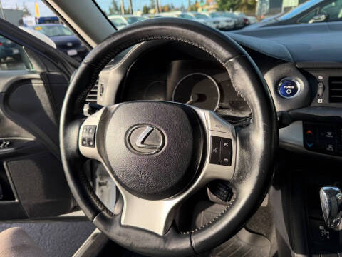 2011 Lexus CT 200h