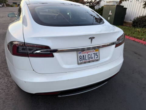 2014 Tesla Model S 85