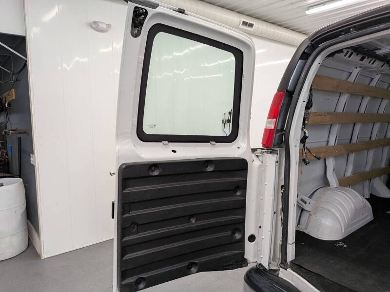 2021 GMC Savana 2500