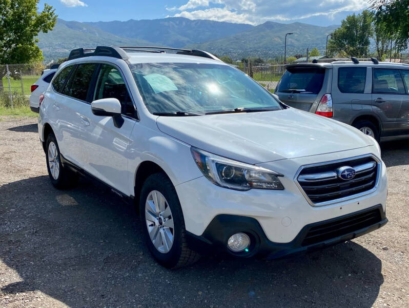 2018 Subaru Outback for sale at The Car-Mart in Bountiful UT