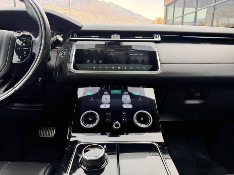 2018 Land Rover Range Rover Velar P250 R-Dynamic HSE