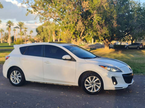 2013 Mazda MAZDA3 i Grand Touring