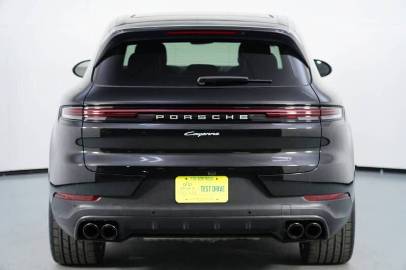 2024 Porsche Cayenne E-Hybrid
