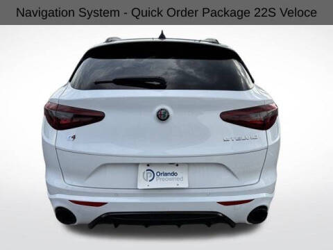 2022 Alfa Romeo Stelvio Veloce