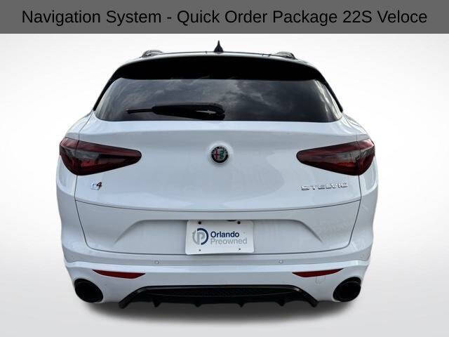 2022 Alfa Romeo Stelvio Veloce