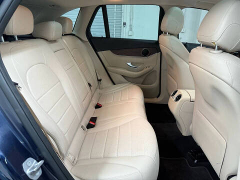 2020 Mercedes-Benz GLC GLC 300