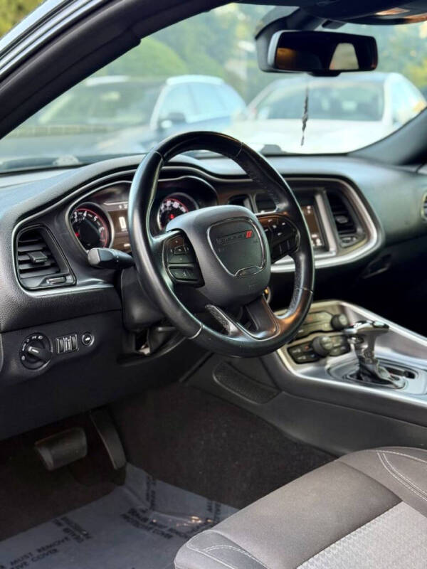 2020 Dodge Challenger SXT