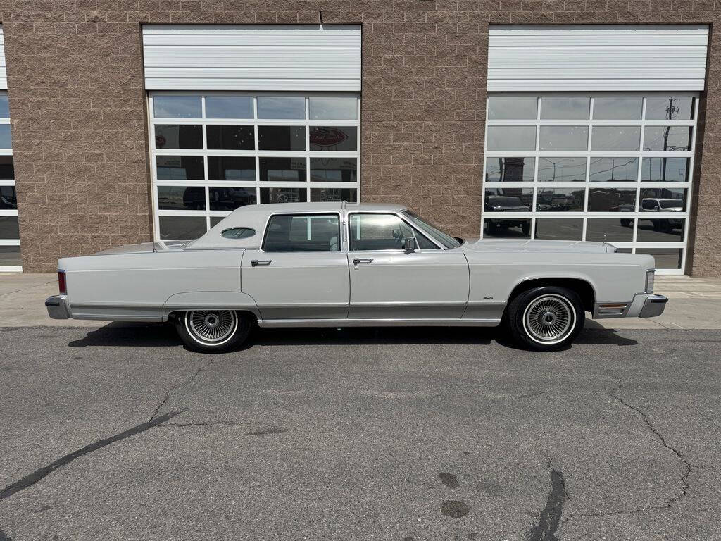 1977 Lincoln Continental 3
