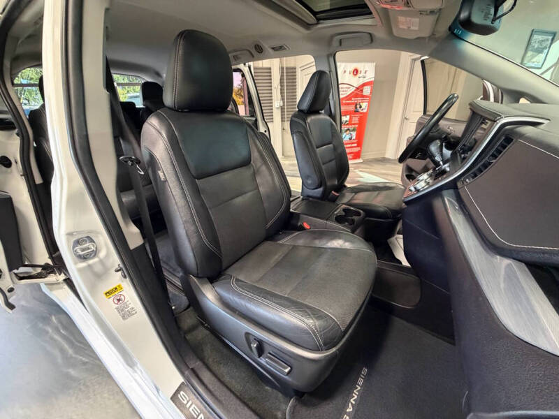 2017 Toyota Sienna