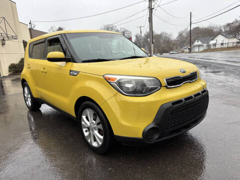 2015 Kia Soul +