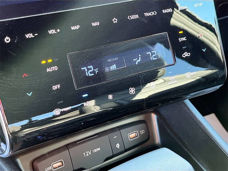 2024 Hyundai Santa Cruz Night