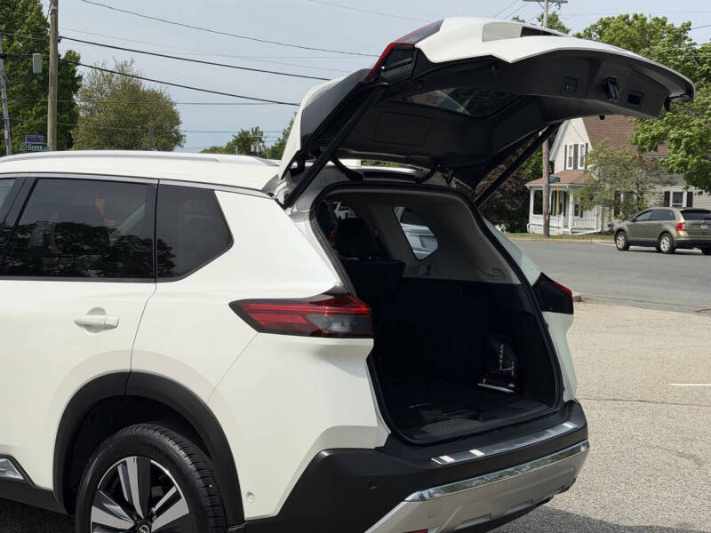 2023 Nissan Rogue Platinum