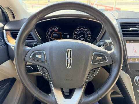 2017 Lincoln MKC Select