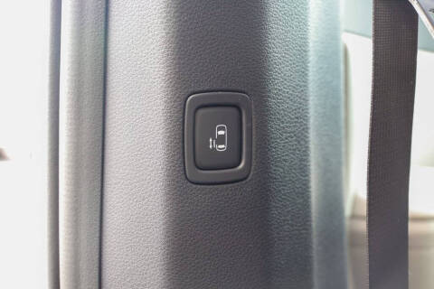 2024 Kia Carnival SX