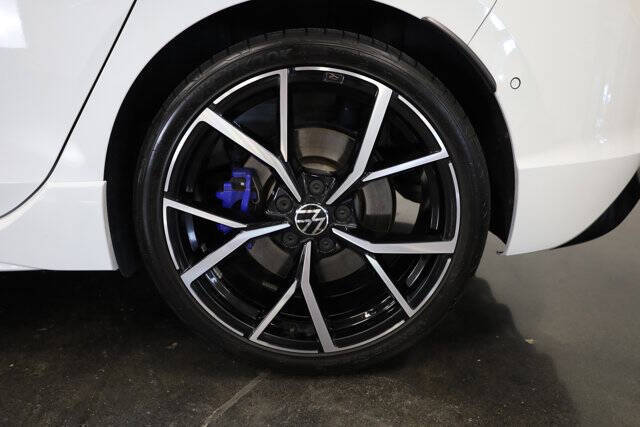 2024 Volkswagen Golf R 4Motion