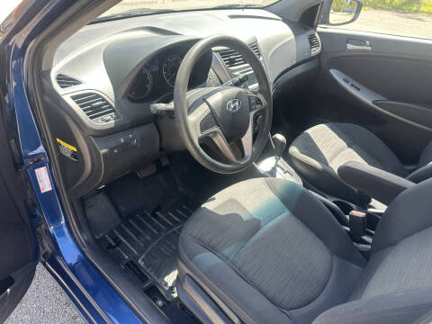 2016 Hyundai Accent SE