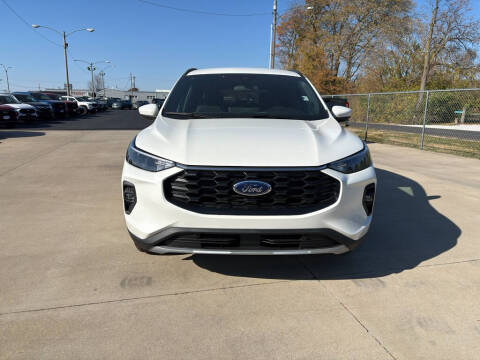 2026 Ford Escape Hybrid ST-Line Select