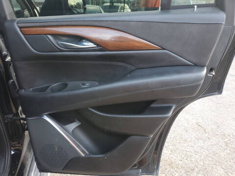 2017 Cadillac Escalade Standard