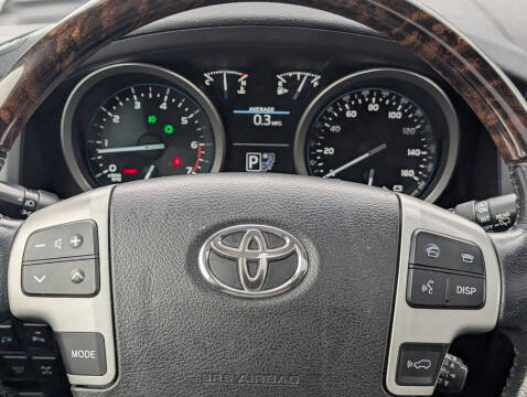 2013 Toyota Land Cruiser