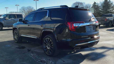 2023 GMC Acadia Denali