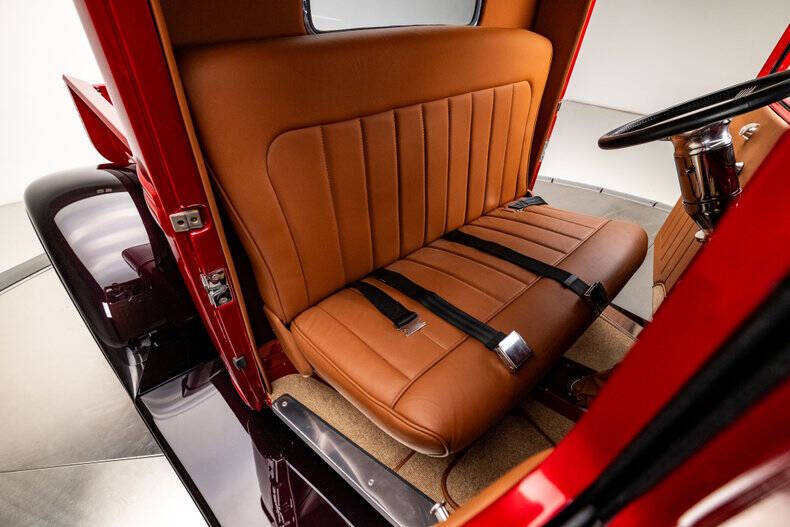 1932 Ford F-100