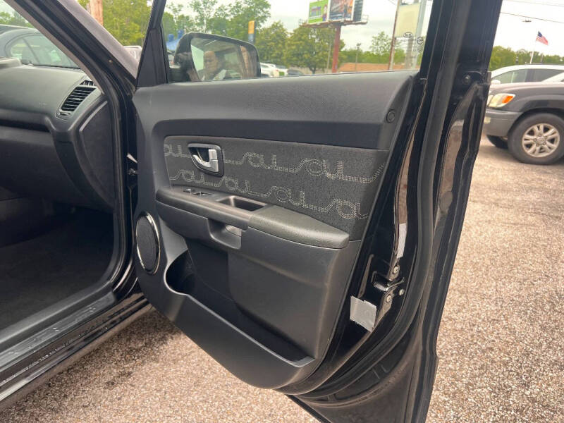 2013 Kia Soul +