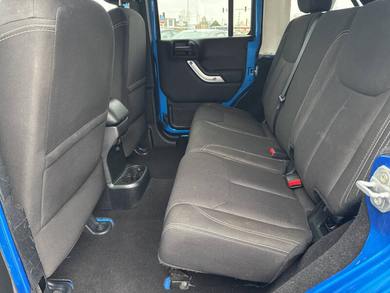 2016 Jeep Wrangler Unlimited Sahara