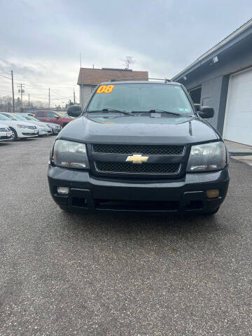 2008 Chevrolet TrailBlazer for sale at Valley Auto Finance in Warren OH