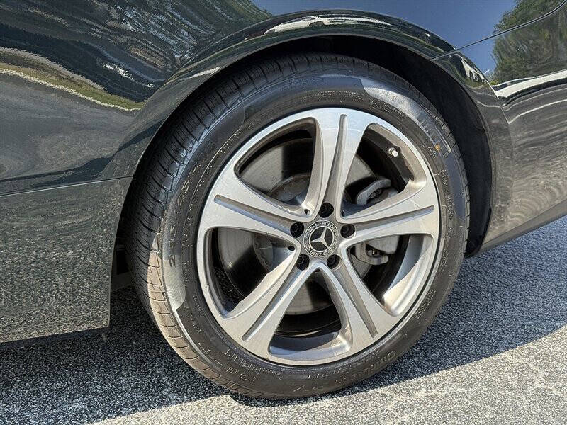 2018 Mercedes-Benz E-Class 12
